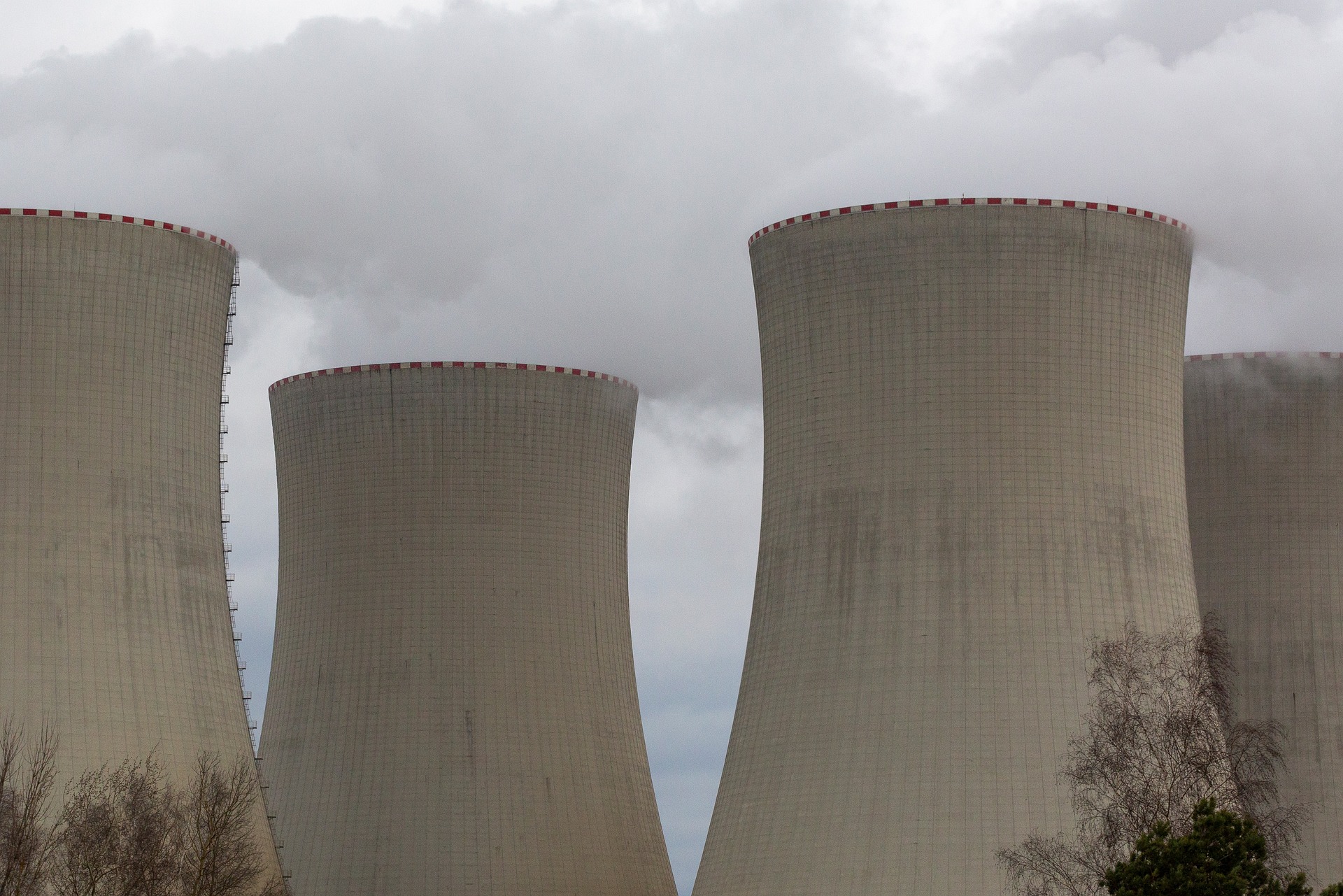Trzecia elektrownia atomowa w Bełchatowie? Wstępną lokalizację podał wicepremier Sasin